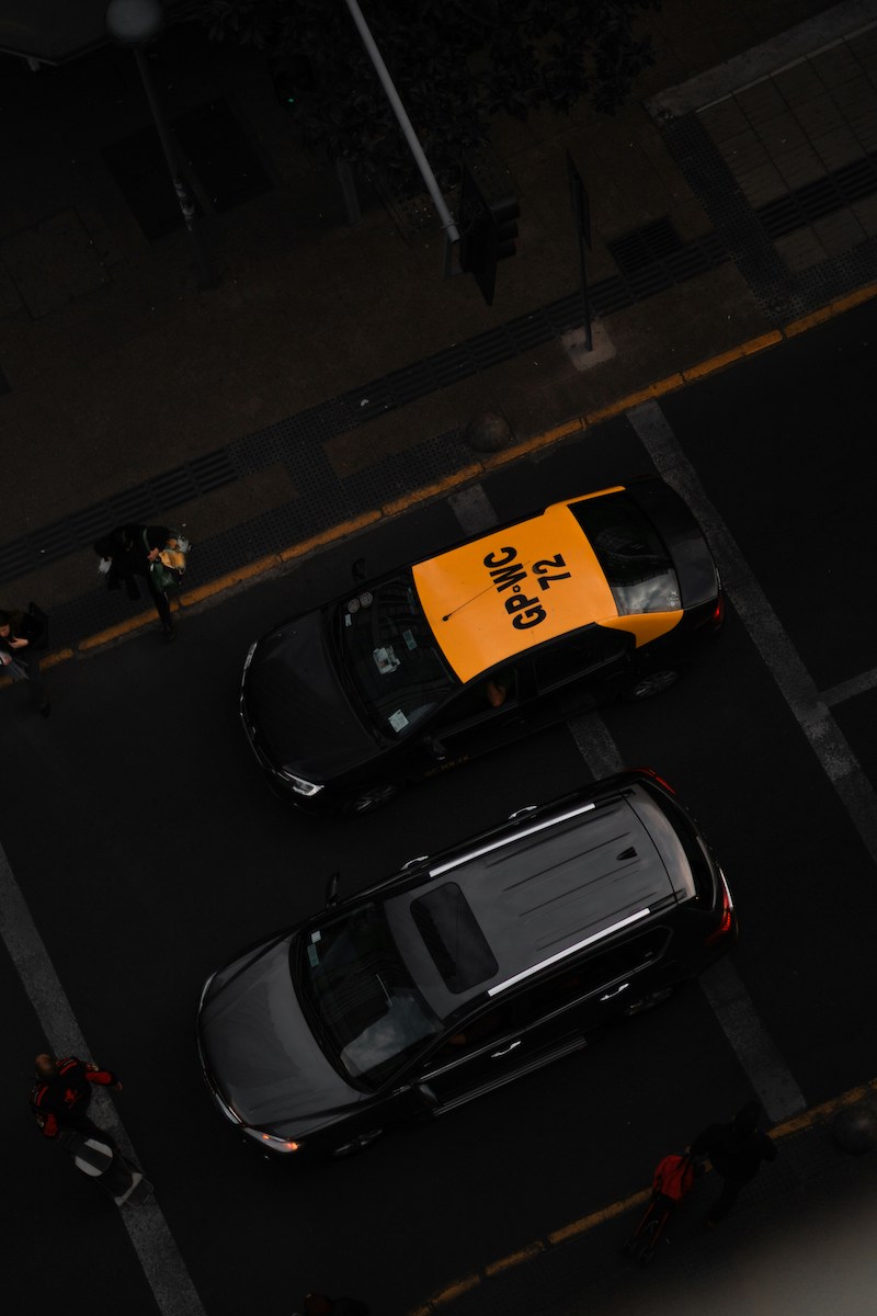 Passenger booking Beegone Taxi Bålsta ride with smartphone app