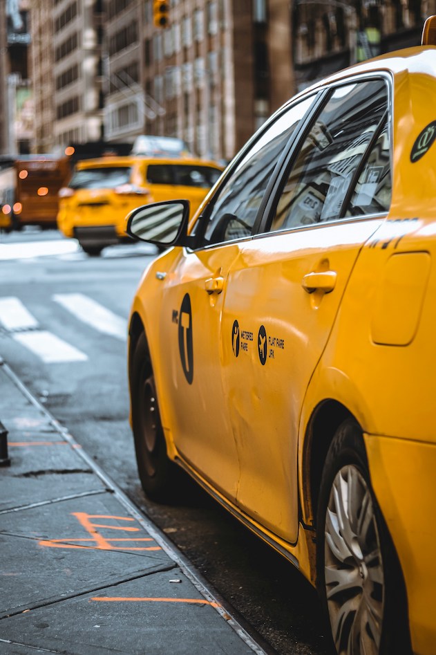 Beegone Taxi Bålsta Mercedes för premiumtransfer och VIP-resor