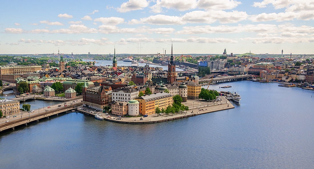 Taxitjänst från Bålsta till Bromma
